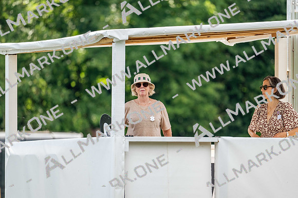 8WL_0729