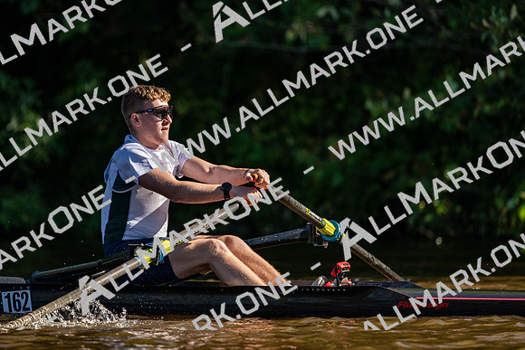 8WL_1744