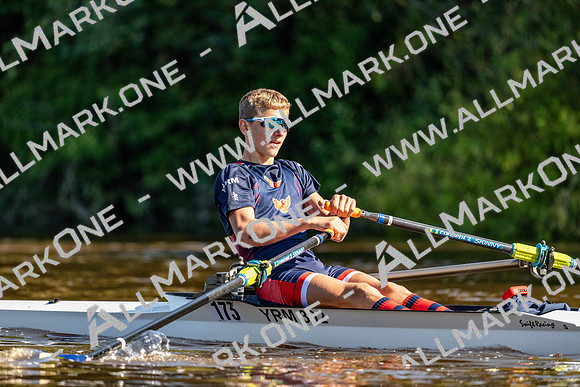 8WL_2102