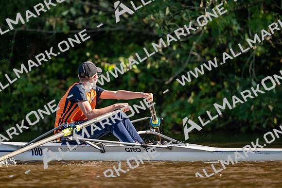 8WL_2323