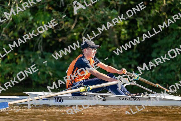 8WL_2319