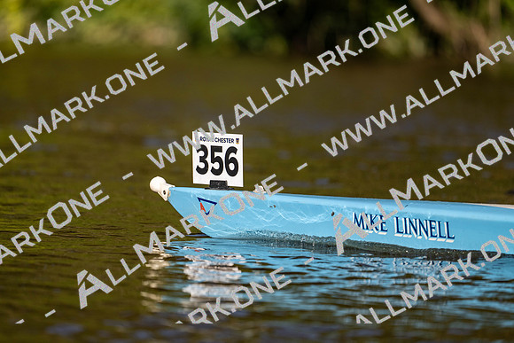 8WL_5698