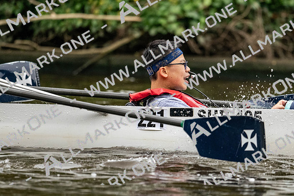 8WL_4570
