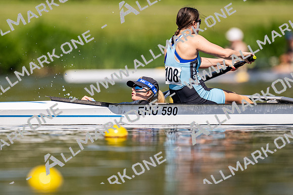 Bucs TT W Ch 4+-003