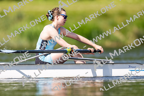 Bucs TT W Ch 4+-025