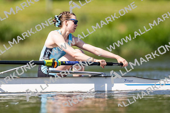 Bucs TT W Ch 4+-026