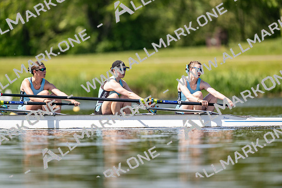 Bucs TT W Ch 4+-038