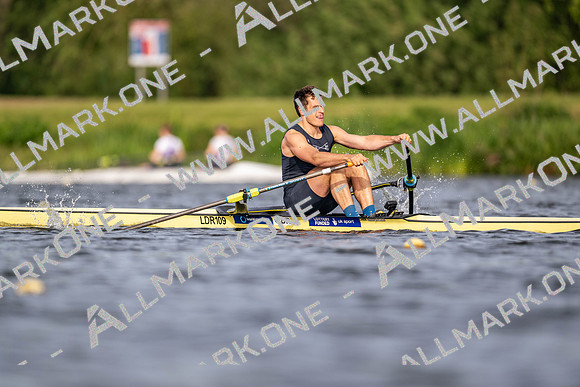 Bucs Ch 1x TT-036