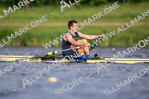 Bucs Ch 1x TT-027