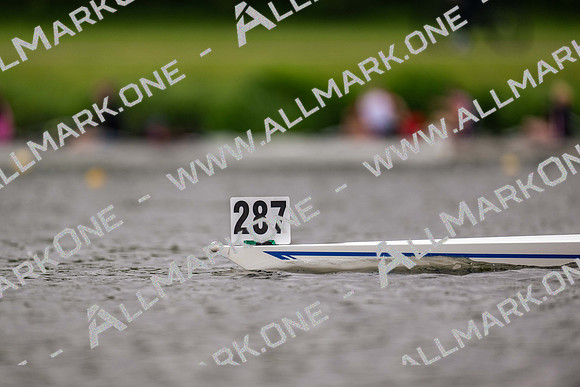 W Int 4+ TT-081