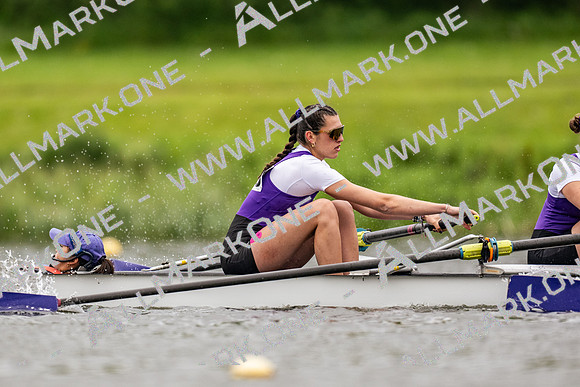 W Int 4+ TT-483