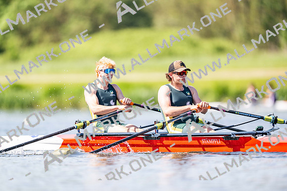 Bucs Int 2x TT-402
