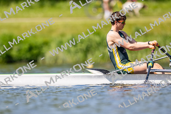 Bucs Int 2x TT-1070
