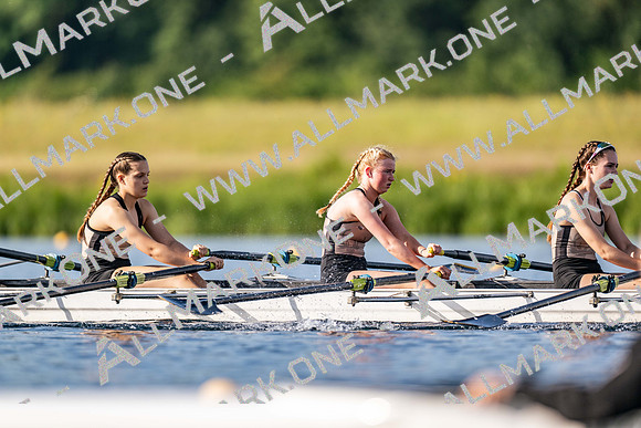 Girls J14 4x+-154