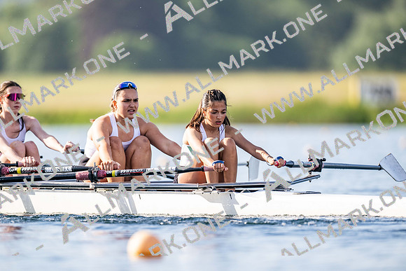 Girls J14 4x+-167