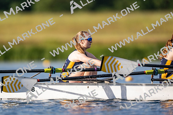 Girls J14 4x+-191
