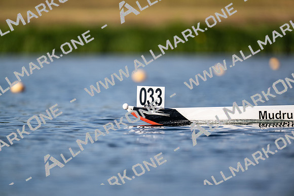 Girls J14 4x+-189