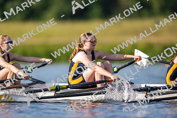 Girls J14 4x+-195