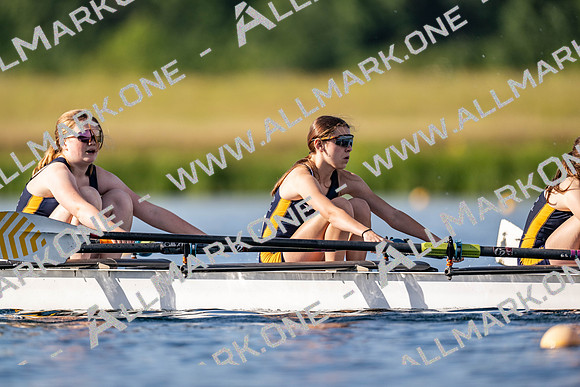Girls J14 4x+-198
