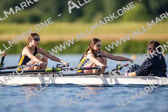 Girls J14 4x+-203