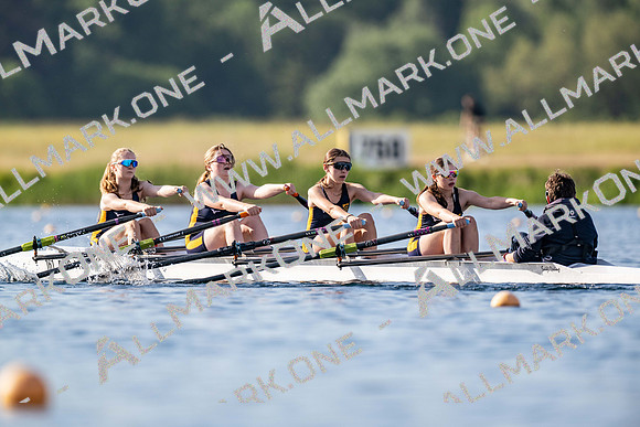 Girls J14 4x+-207