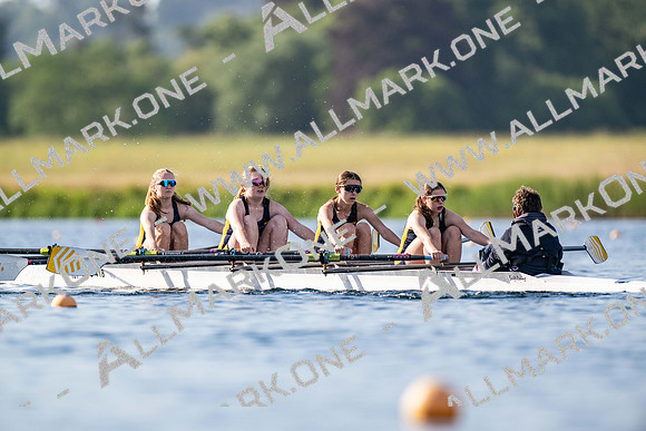 Girls J14 4x+-208