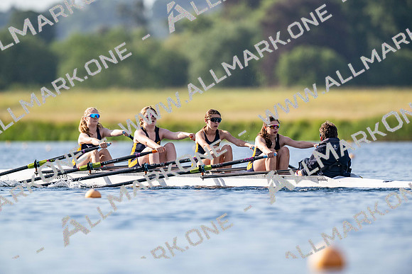 Girls J14 4x+-210