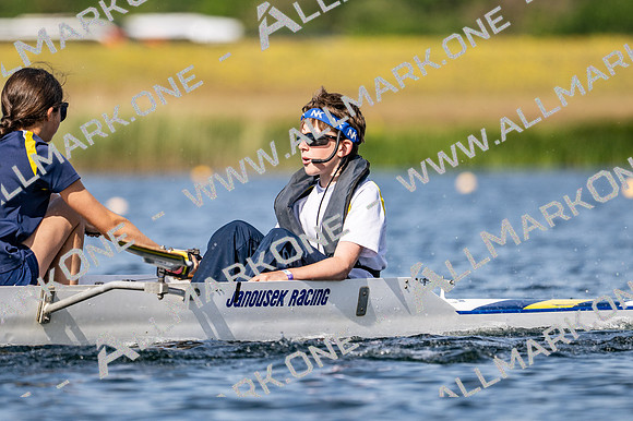 J14 Girls 2nd 8x+ TT-006