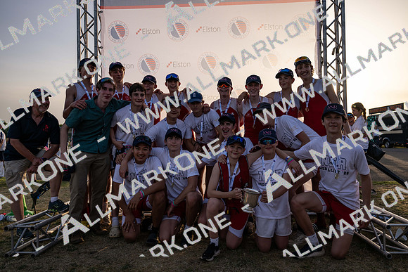 8WL_2513