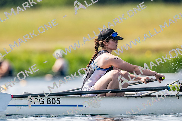 girls 2nd 8+ TT-013