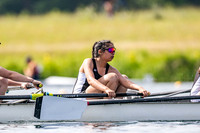 girls 2nd 8+ TT-017