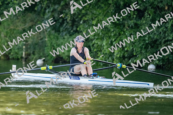 8WL_3522