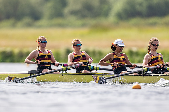 girls 2nd 8+ TT-163