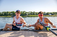 8WL_3561