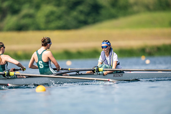 girls 2nd 8+ TT-097