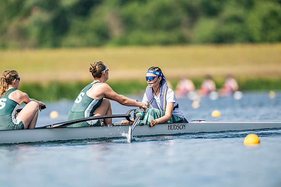 girls 2nd 8+ TT-100