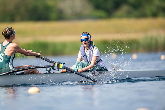 girls 2nd 8+ TT-104