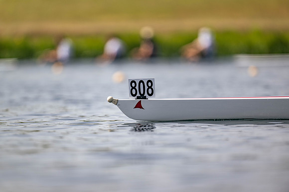 girls 2nd 8+ TT-109