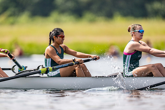 girls 2nd 8+ TT-116