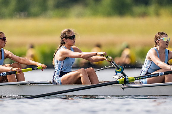 Girls J16 4+ TT-524