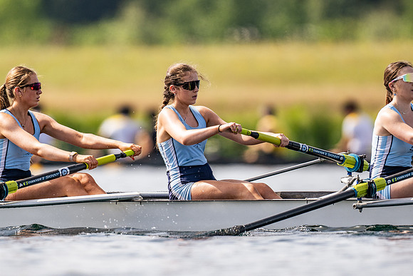 Girls J16 4+ TT-525