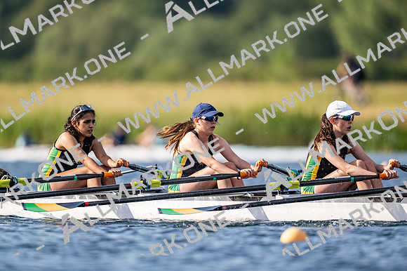 Girls J14 4x+-815