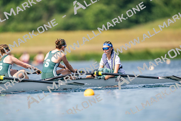 girls 2nd 8+ TT-098