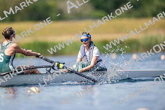 girls 2nd 8+ TT-104