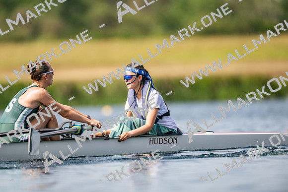 girls 2nd 8+ TT-106