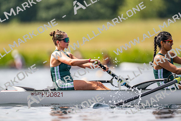 girls 2nd 8+ TT-113