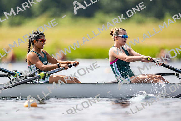 girls 2nd 8+ TT-117