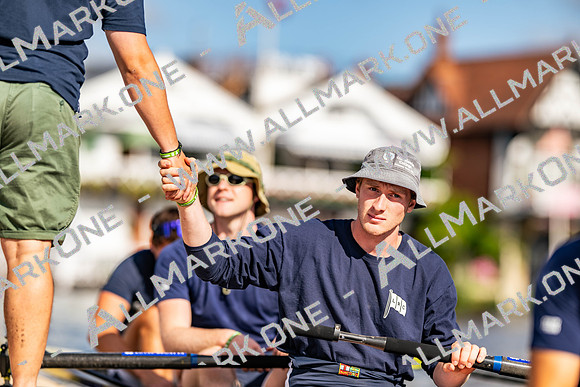 8WL_4437
