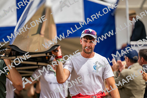 8WL_5818
