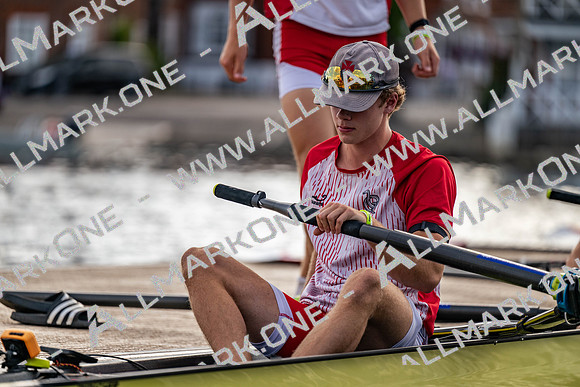 8WL_6536